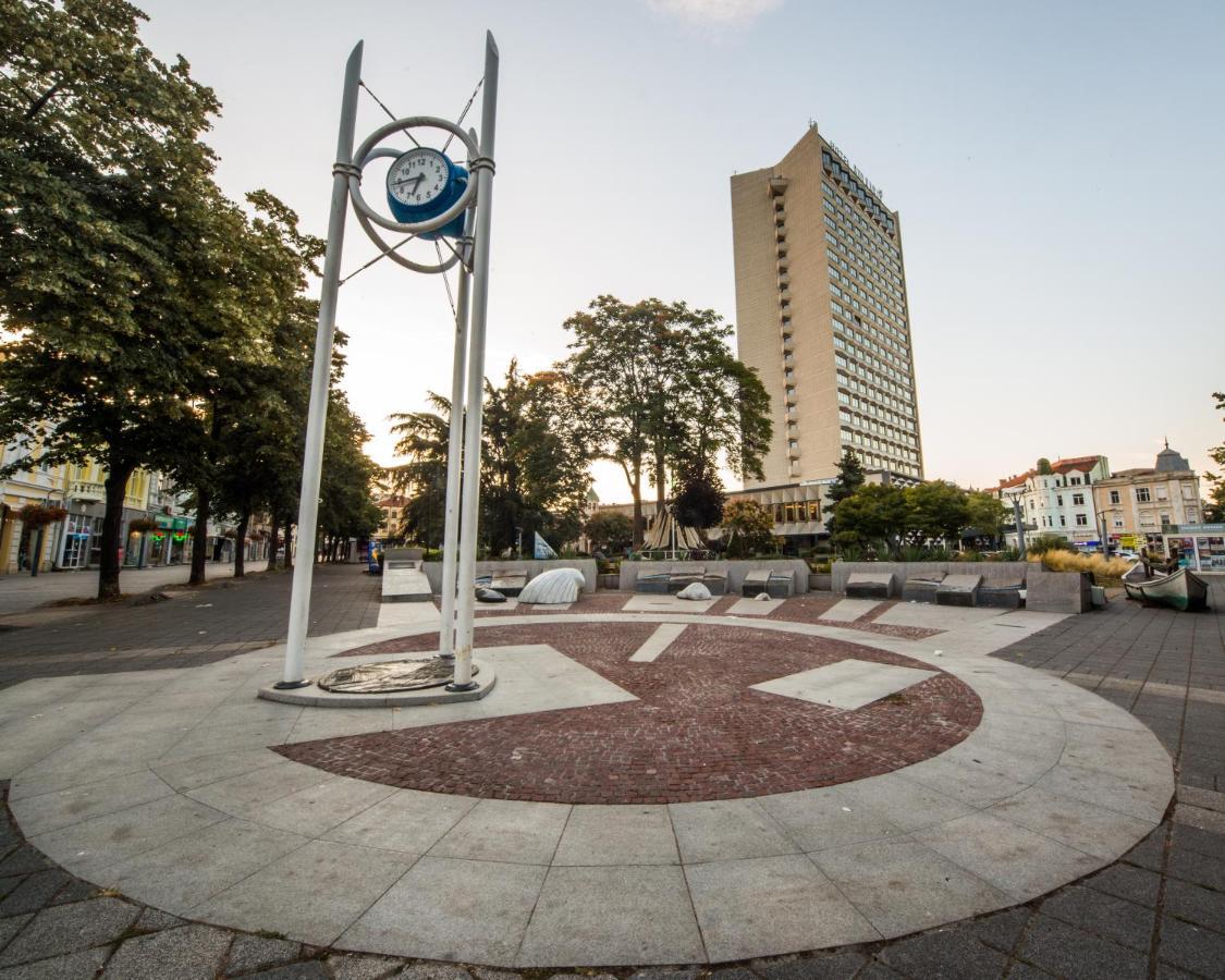Large Flat Bulair - Excellent Location Burgas Exterior foto